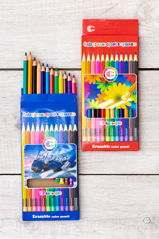 Набір кольорових олівців з резинкою